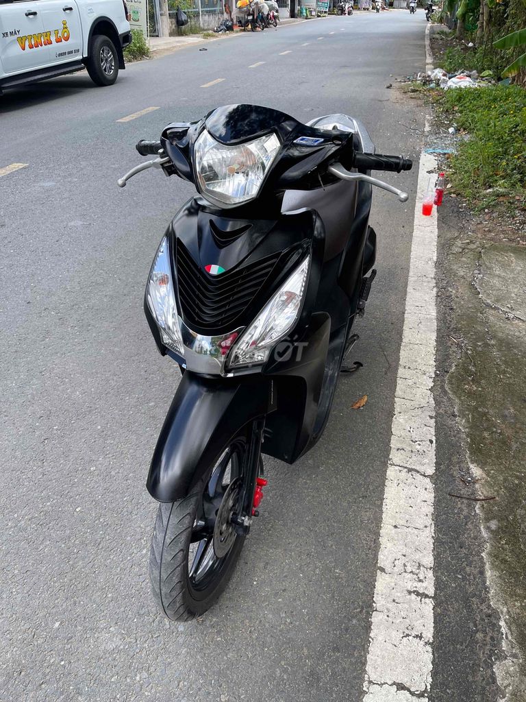 Honda Vision 2016 máy zin êm fun chức năng. Mua bán Xe máy tại Quận Cái Răng Cần Thơ được đăng bởi Cầm Đồ Minh Tấn hình 1