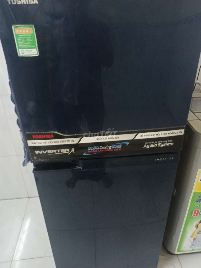 Tủ lạnh Toshiba Inverter Đen. Mua bán Tủ lạnh tại Thành phố Dĩ An Bình Dương được đăng bởi Trương Hoàng  Linh hình 1
