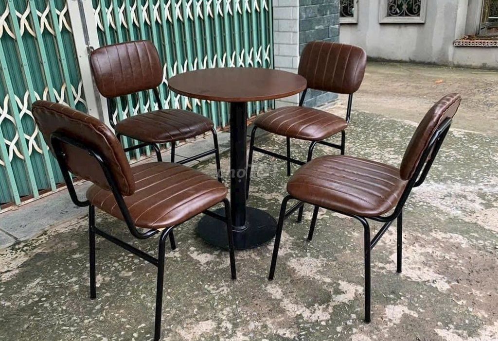 Bàn Ghế  Nhà Hàng, Quán Ăn, Quán Cafe Đẹp, New 100. Mua bán Bàn ghế tại Quận Cẩm Lệ Đà Nẵng được đăng bởi Kho Nội Thất MT  hình 1