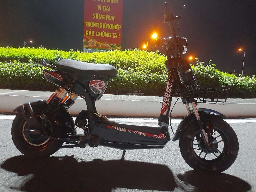 Xe gia đình ít chạy nên còn như mới. Mua bán Xe máy tại Thành phố Vĩnh Long Vĩnh Long được đăng bởi cong hình 4