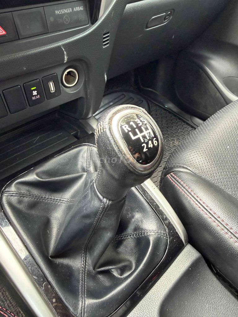 Mitsubishi Pajero Sport 2019 số sàn máy dầu 1 chủ. Mua bán Ô tô tại Thành phố Buôn Ma Thuột Đắk Lắk được đăng bởi Nguyễn duy dương hình 19