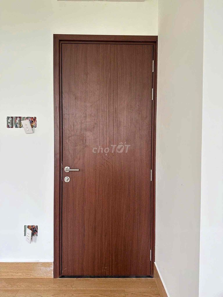 Cửa nhựa giả gỗ Composite B7 Nâu. Mua bán Nội thất, đồ gia dụng khác tại Thành phố Thủ Đức Tp Hồ Chí Minh được đăng bởi Hoàng Hiệp Ngô hình 1