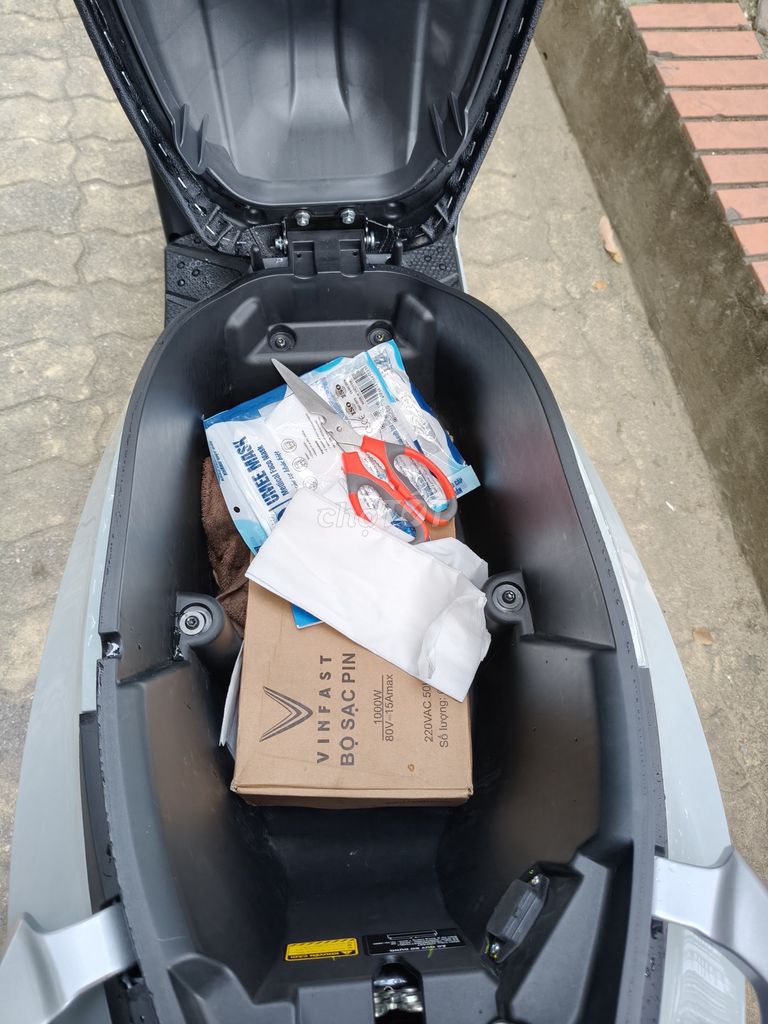 VinFast Vento Neo Xám xi măng, xe mới chờ biển. Mua bán Xe điện tại Quận Long Biên Hà Nội được đăng bởi chung hình 5