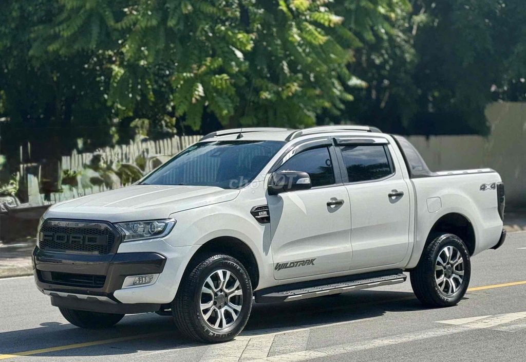 Ford Ranger  Wildtrak 3.2 4x4 AT 2016. Mua bán Ô tô tại Quận Long Biên Hà Nội được đăng bởi Tạ Dũng hình 4