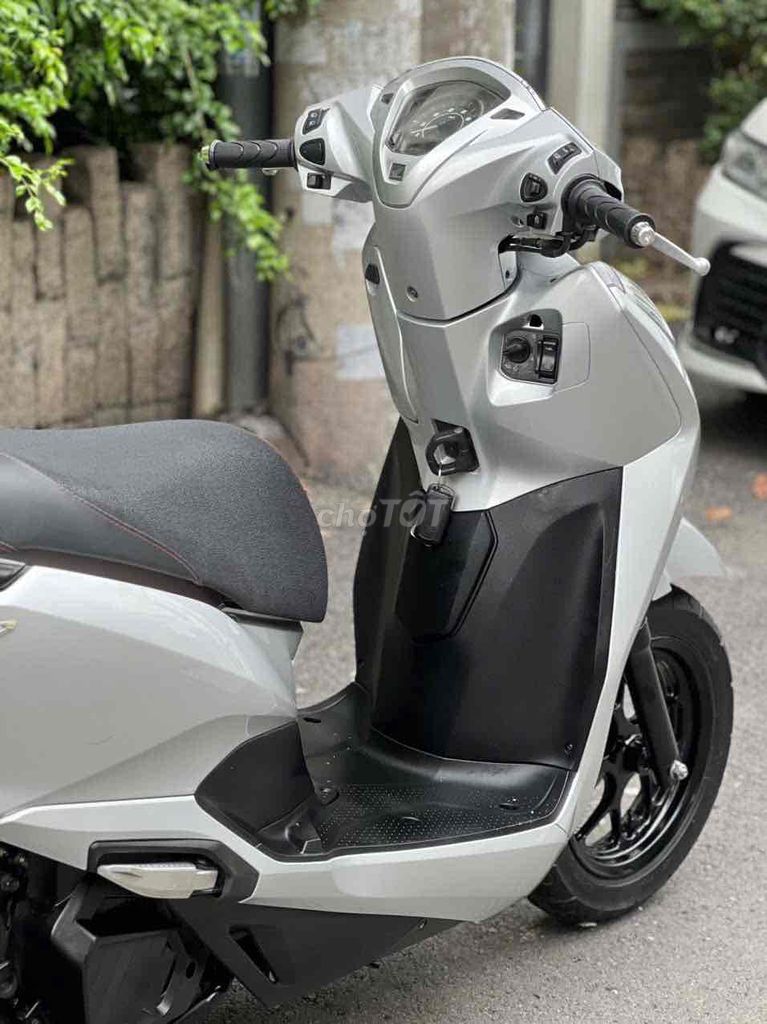Свинец 125, 2 вал, 2019 г., 4 вала, серебристый, черный, мастер бастпа