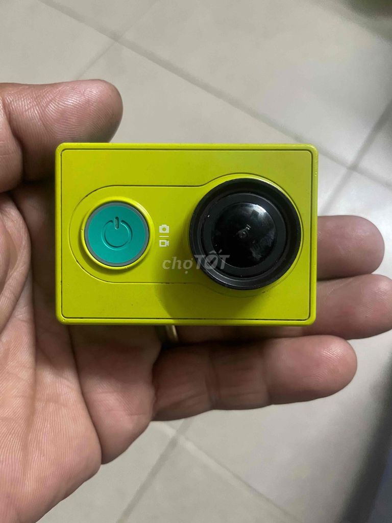 Camera hành trình Xiaomi YI. Mua bán Máy ảnh, Máy quay tại Thành phố Thủ Đức Tp Hồ Chí Minh được đăng bởi Vinh hình 1