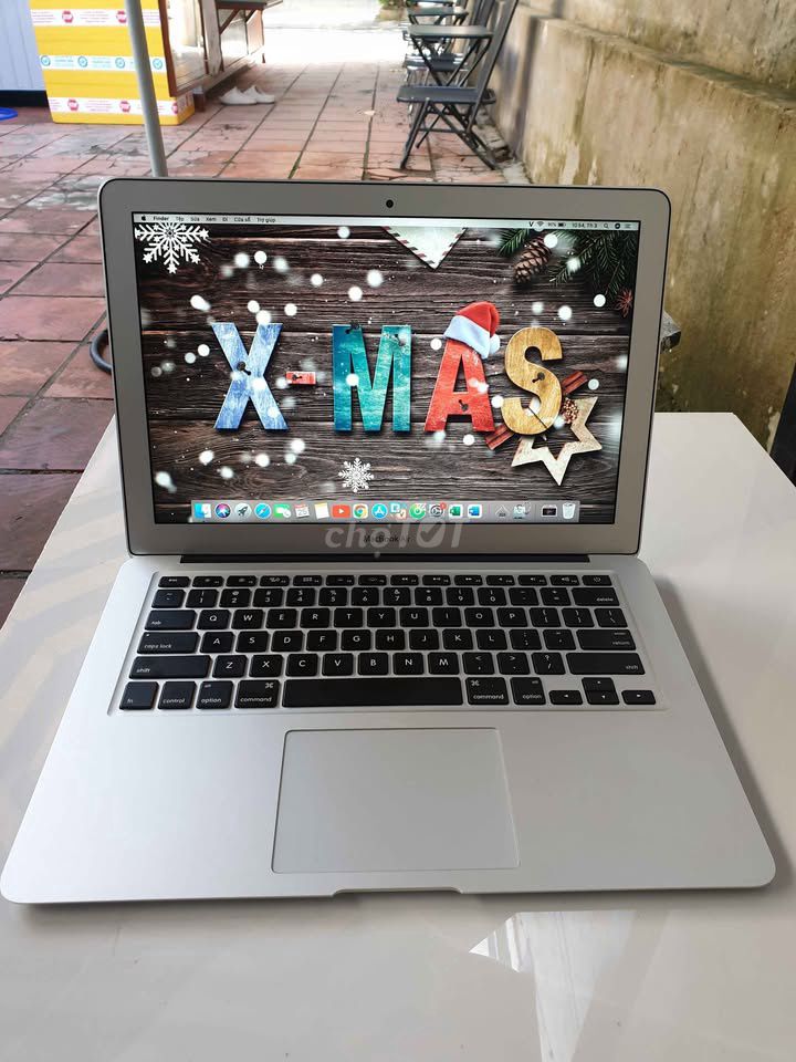 MacBook Air 2017 intel i5 /ram 8GB pin zin 100%. Mua bán Laptop tại Quận Gò Vấp Tp Hồ Chí Minh được đăng bởi Linh Surface Bảo Bảo hình 1