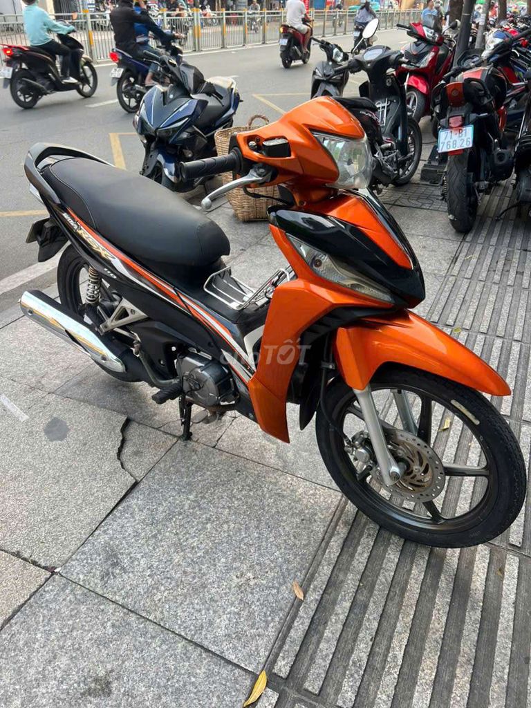 Honda wave RSX Fi 2017 mới 90% biển số 68. Mua bán Xe máy tại Quận Tân Phú Tp Hồ Chí Minh được đăng bởi Tuanduy hình 6