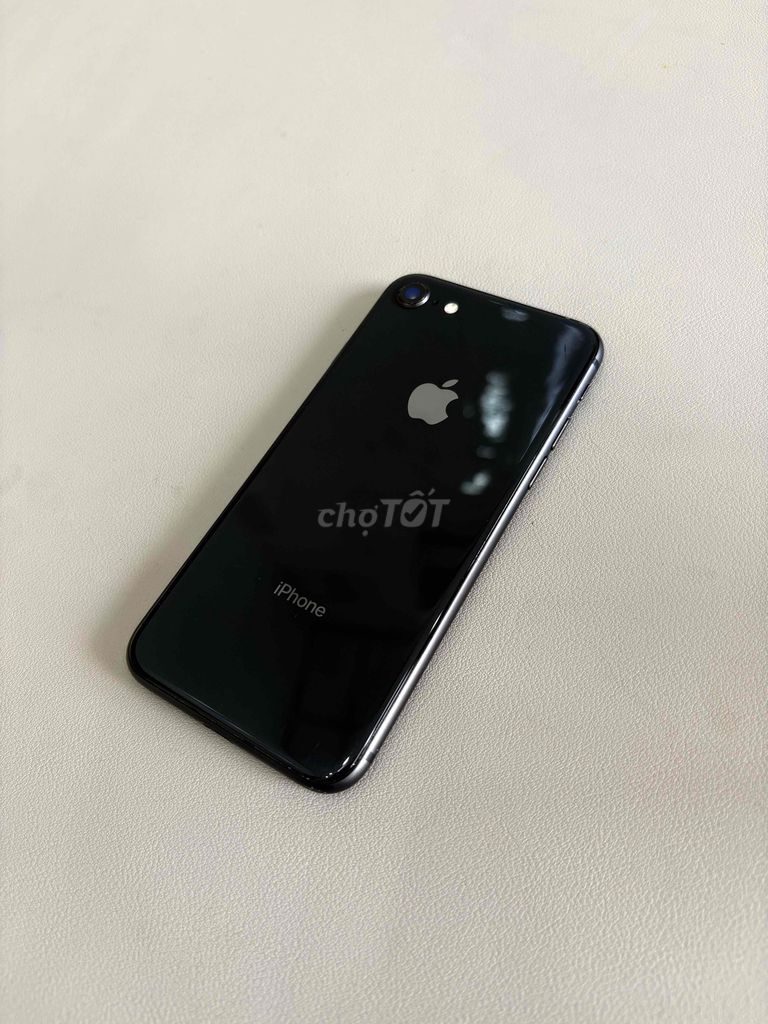 iPhone 8G 64GB. Mua bán Điện thoại tại Quận Ninh Kiều Cần Thơ được đăng bởi nguyễn Trần Quân hình 1