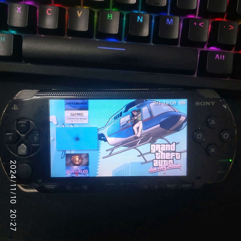Máy chơi game Sony PSP Đen Đã sử dụng. Mua bán Thiết bị chơi game tại Quận Ninh Kiều Cần Thơ được đăng bởi Khanh Nguyen hình 1