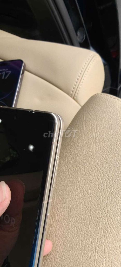 Honor Magic V5 đỏ Đã sử dụng Full box. Mua bán Điện thoại tại Quận Bình Tân Tp Hồ Chí Minh được đăng bởi Thiều Phụ Cường hình 1