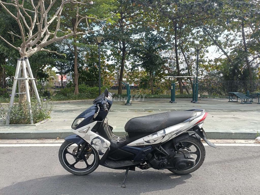 Yamaha Nouvo LX Xanh trắng. Mua bán Xe máy tại Quận 7 Tp Hồ Chí Minh được đăng bởi Happi2309 hình 1