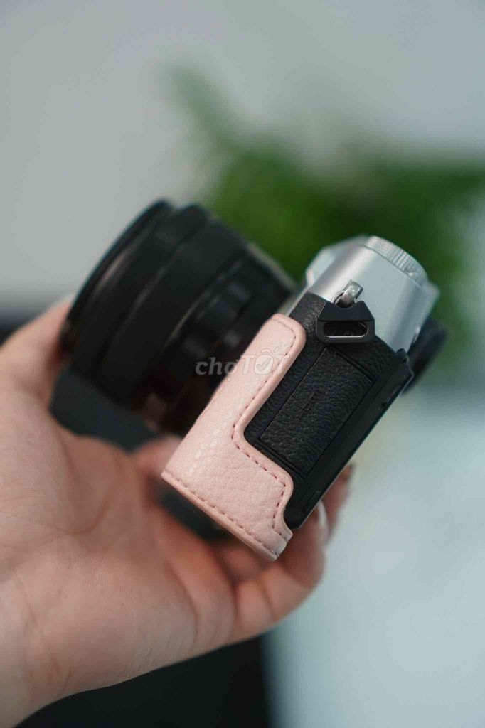 Máy ảnh Fujifilm X-T20 Bạc, Đen APS-C. Mua bán Máy ảnh, Máy quay tại Quận Bình Thạnh Tp Hồ Chí Minh được đăng bởi Trâmm Annh hình 1