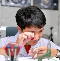 Đồng hồ Thuỵ Sỹ Hoàng Nam