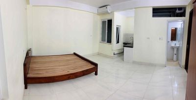 Room 30 m² · Phố Yên Hòa