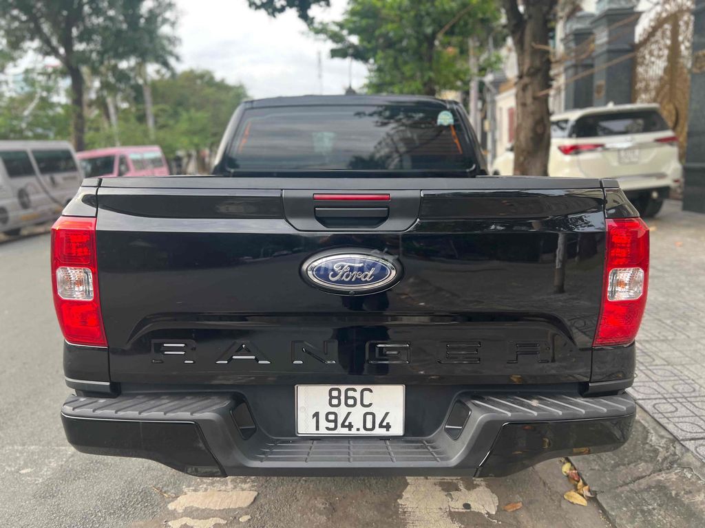 🍀Bán FORD RANGER XLS AT - 4x2 - Sx 2024 - màu đen. Mua bán Ô tô tại Quận Bình Tân Tp Hồ Chí Minh được đăng bởi MR Hiền  hình 5