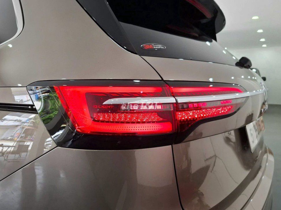 Volkswagen Viloran Luxury 2024 – MPV sang trọng. Mua bán Ô tô tại Quận Tân Phú Tp Hồ Chí Minh được đăng bởi ANH CHÂU hình 4