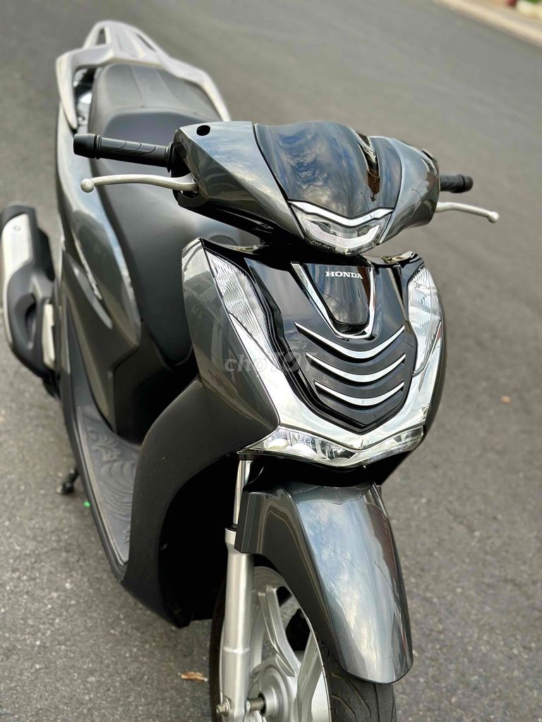SH 125 ABS 2020 Xám đen siêu Đẹp 😘. Mua bán Xe máy tại Thành phố Vũng Tàu Bà Rịa - Vũng Tàu được đăng bởi Xe Máy Cũ Vũng Tàu 72 hình 2
