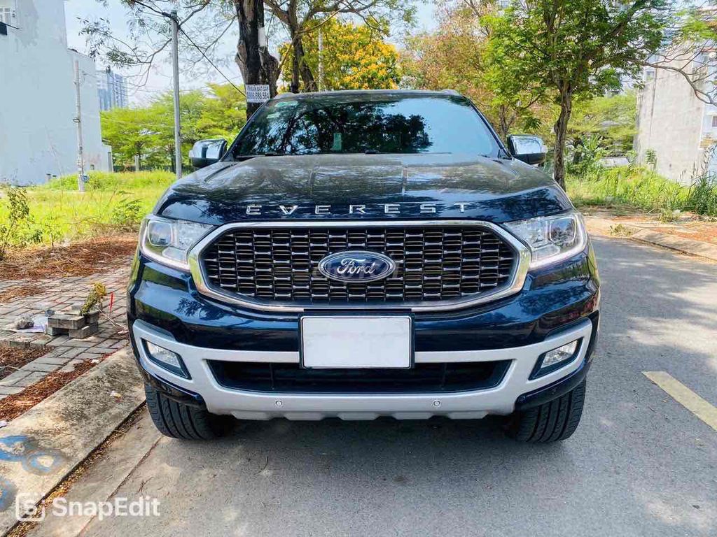 Ford Everest Titanium 2022 2.0L AT 4x2 - 19000 km