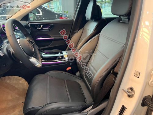 Mercedes Benz C class C200 Avantgarde 2025. Mua bán Ô tô tại Quận Ba Đình Hà Nội được đăng bởi Việt Hoàng Mercedes hình 4