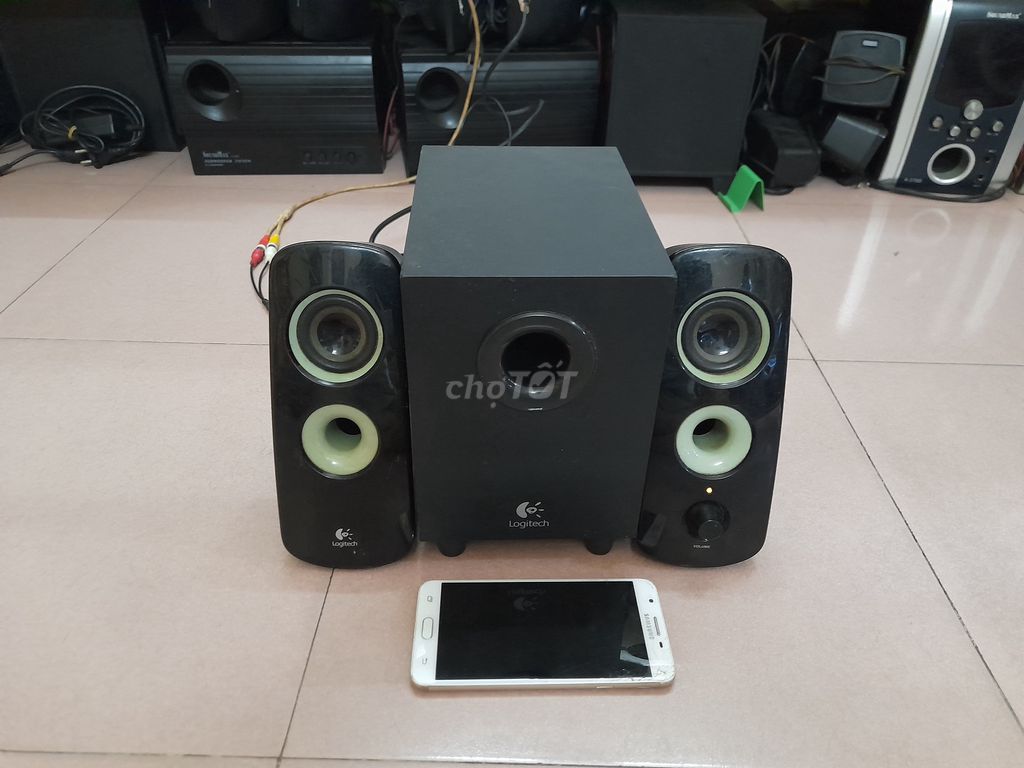 Loa vi tính Logitech Z323. Mua bán Tivi, Âm thanh tại Quận Tân Phú Tp Hồ Chí Minh được đăng bởi  Vũ Tân Phú hình 1