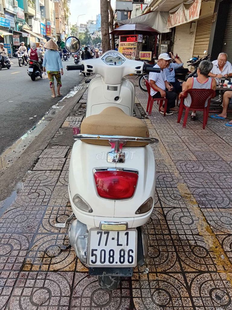 Cần bán xe vespa lx 125 zin đẹp. Mua bán Xe máy tại Quận 3 Tp Hồ Chí Minh được đăng bởi Nguyễn văn sùng hình 4