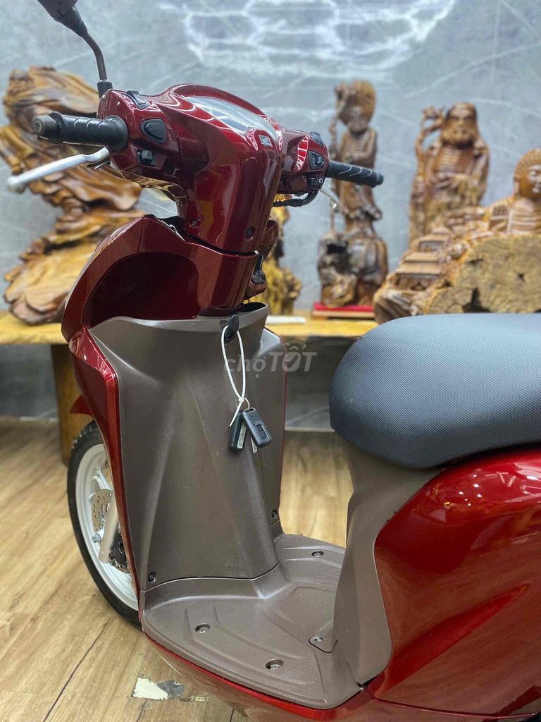Vision smartkey, máy êm thì thầm bao vọt. Mua bán Xe máy tại Quận 8 Tp Hồ Chí Minh được đăng bởi Quân  hình 9