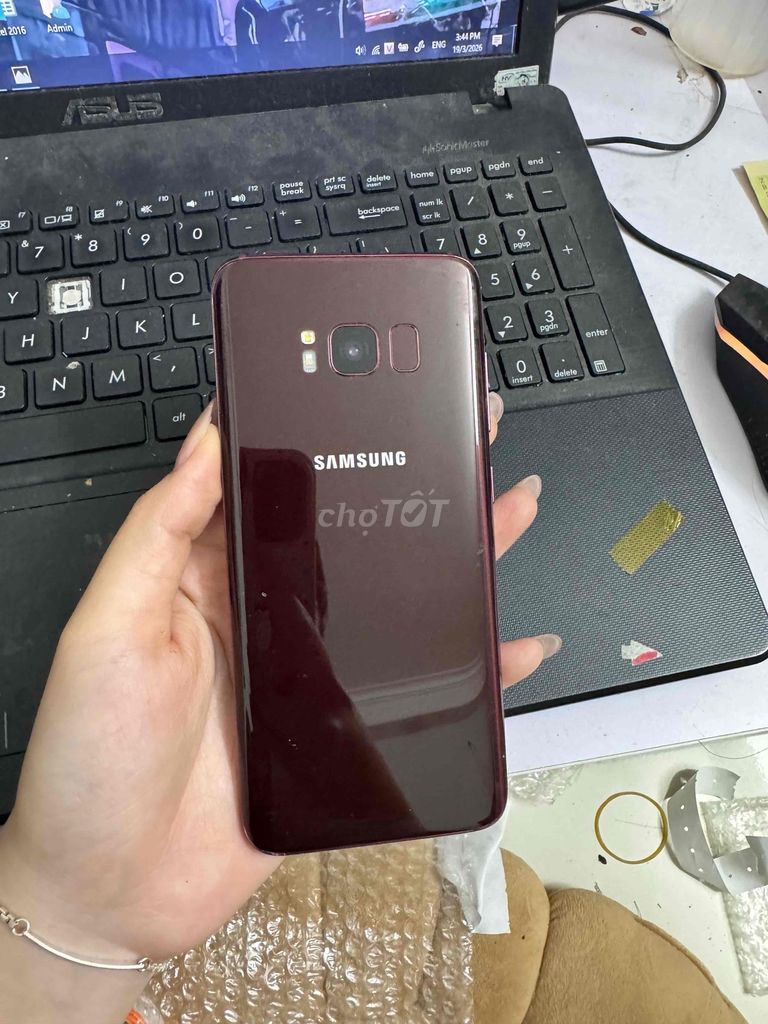 Samsung S8 Đỏ Đã qua sử dụng. Mua bán Điện thoại tại Quận Đống Đa Hà Nội được đăng bởi Phương Thảo hình 1