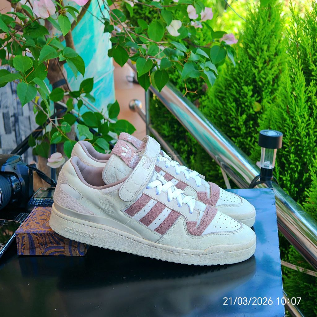 [CHÍNH HÃNG] Giày thể thao Adidas Forum 84 Low. Mua bán Giày dép tại Thành phố Thủ Dầu Một Bình Dương được đăng bởi chú CÔNG AN bán giày CHÍNH HÃNG hình 1