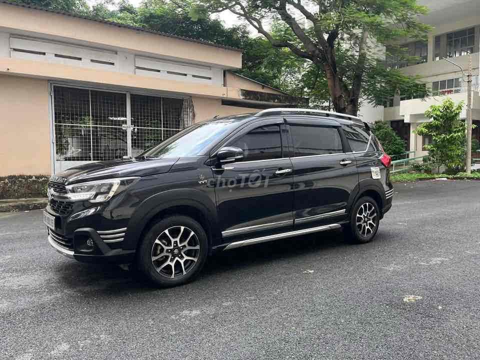 Suzuki XL7 2021 семейное авто, малый пробег, обслуживание у дилера