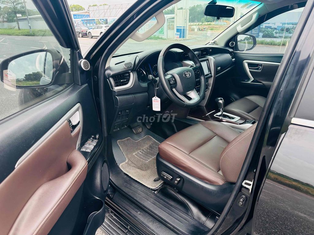 Toyota Fortuner 2017 2.7V 4x2 AT. Mua bán Ô tô tại Huyện Sóc Sơn Hà Nội được đăng bởi AUTO VĨNH CƯỜNG hình 7