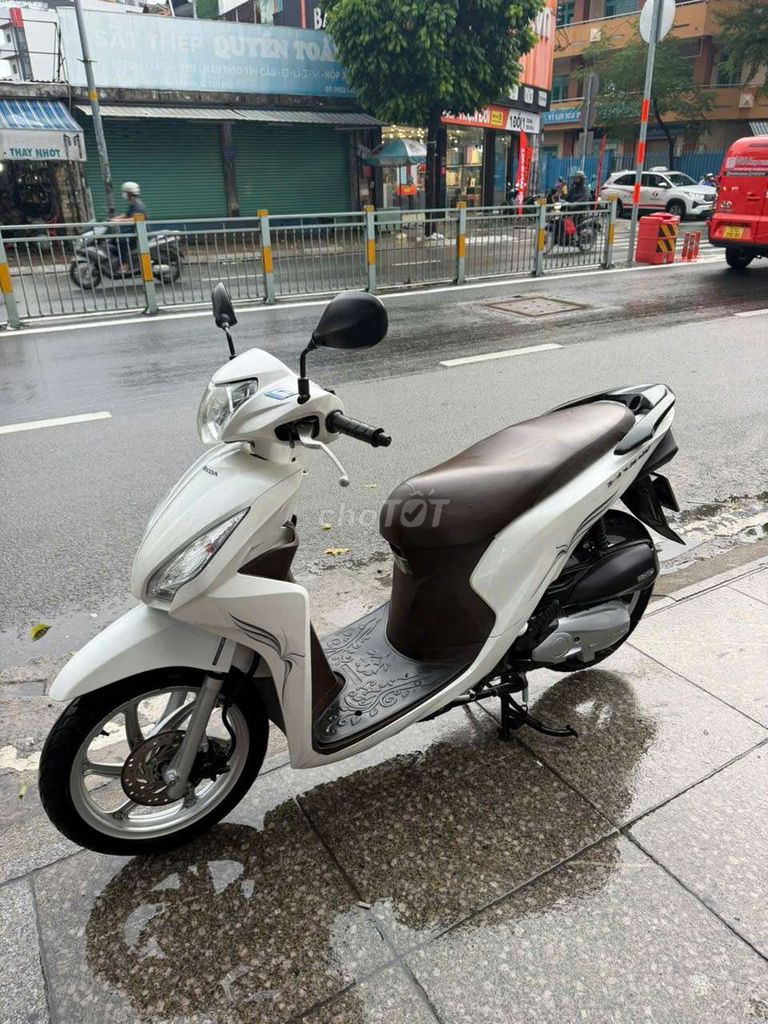 Honda Vision 2018 Белый 90%