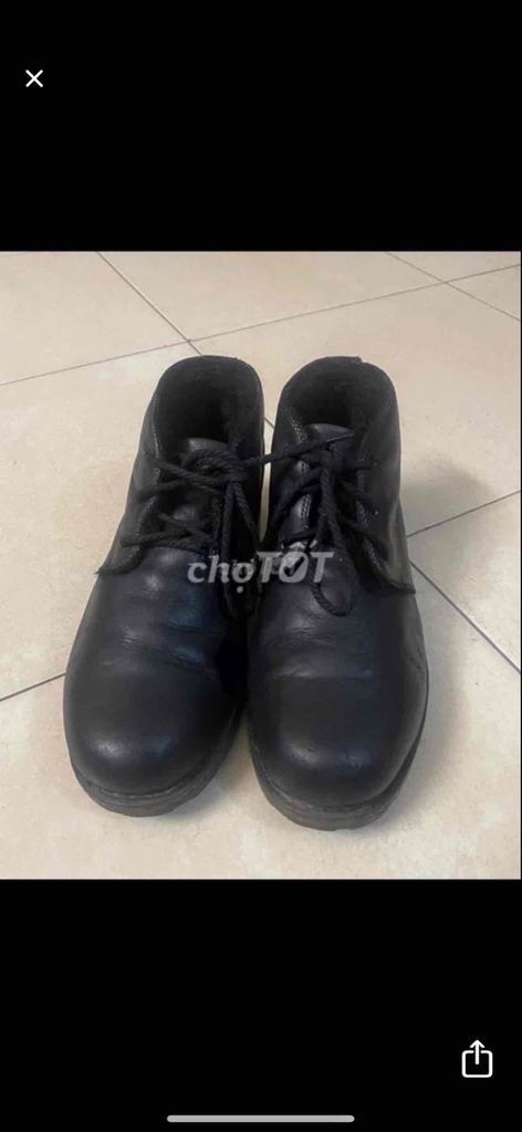 Giày cao cổ lót lông, size 41- hàng hiệu Auth