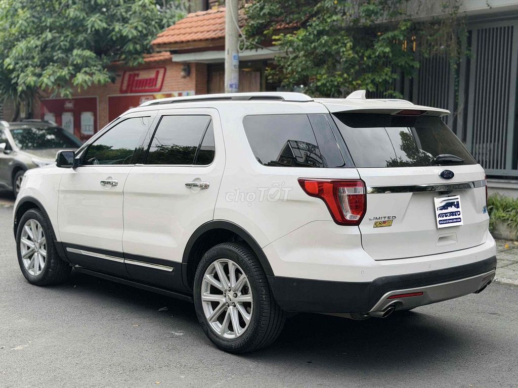 Ford Explorer 2016.Chất Đẹp.Xe Nhập Mỹ. Mua bán Ô tô tại Quận Tân Phú Tp Hồ Chí Minh được đăng bởi FORD TÂN PHÚ  hình 4