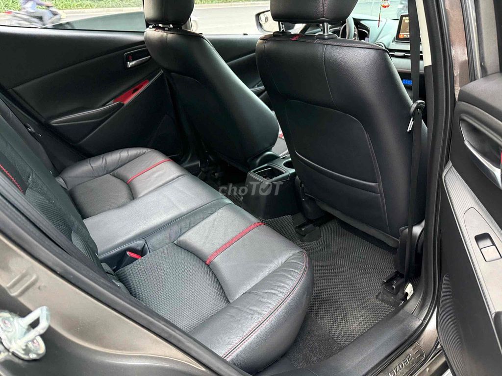 Mazda 2 2017  1.5 AT Sedan - 98000 km. Mua bán Ô tô tại Quận Hoàng Mai Hà Nội được đăng bởi Sáng OTo Hn hình 10