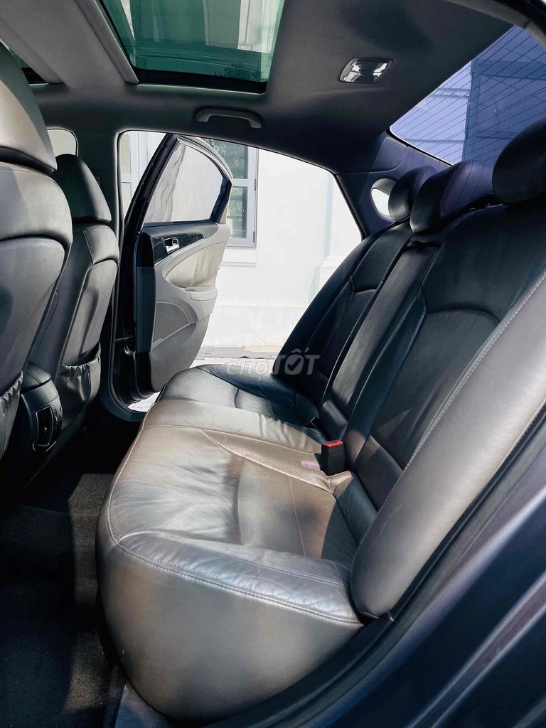 Hyundai Sonata 2012 Xám. Mua bán Ô tô tại Thị xã Sơn Tây Hà Nội được đăng bởi Chữ Tín hình 8