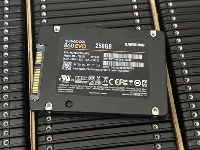 SSD Samsung 250G Sata3 Evo 860 zin all W10 Pro