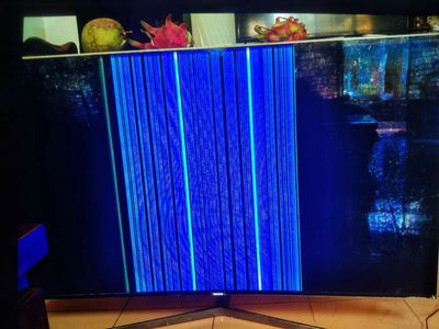 Tivi Samsung màn hình cong 55 inch