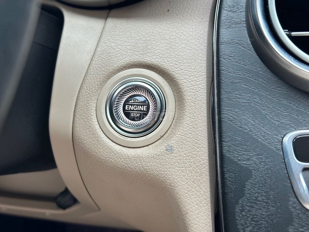 🔴 Mercedes Benz C Class 2018 C200 - 44k km. Mua bán Ô tô tại Thành phố Thủ Đức Tp Hồ Chí Minh được đăng bởi Tuấn carhouse hình 16