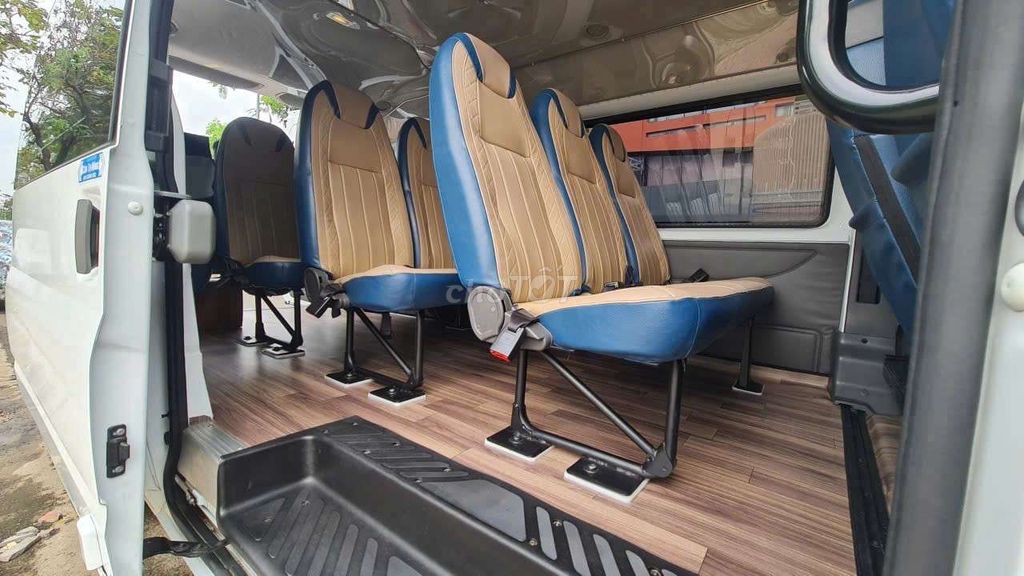 Ford Transit 2023 Trắng 70000 km. Mua bán Ô tô tại Quận 4 Tp Hồ Chí Minh được đăng bởi Minh Phương hình 12