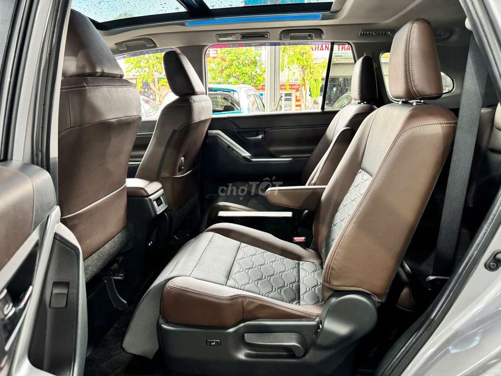 TOYOTA INNOVA CROSS HYBRID. Mua bán Ô tô tại Thành phố Thủ Đức Tp Hồ Chí Minh được đăng bởi Ms Hiệp  hình 13