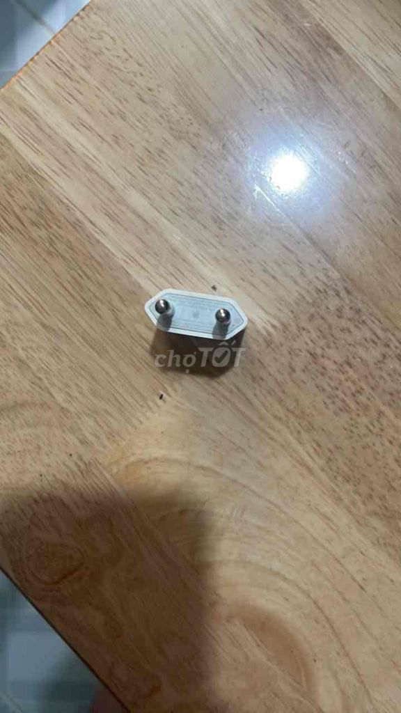 Cục sạc điện thoại chính hãng Apple bốc máy. Mua bán Phụ kiện (Màn hình, Chuột...) tại Huyện Cờ Đỏ Cần Thơ được đăng bởi Cường  hình 1