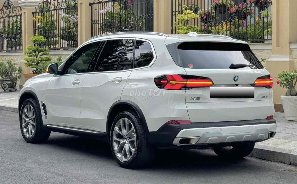 Cần Bán BMW X5 xDrive40i Plus 2023. Mua bán Ô tô tại Quận 7 Tp Hồ Chí Minh được đăng bởi Hoàng Trung hình 4