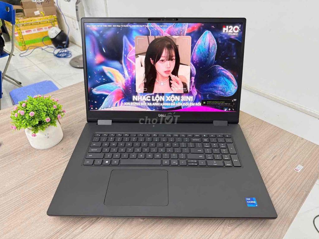 Dell Precision 7770 i7-12850HX 32GB/512G A3000. Mua bán Laptop tại Quận Liên Chiểu Đà Nẵng được đăng bởi TT Center 603 Tôn Đức Thắng Hòa Khánh  hình 1