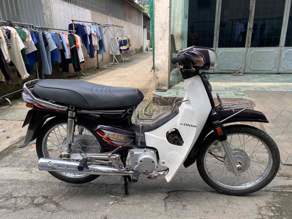 Honda Super Dream 2009 xe 9 chủ máy chưa bung. Mua bán Xe máy tại Thành phố Thủ Đức Tp Hồ Chí Minh được đăng bởi Lưu Đại Vỹ hình 1