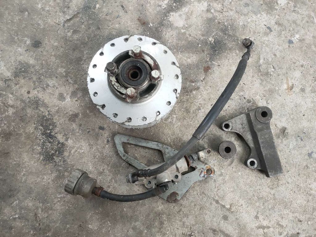 ĐÙM ĐĨA SUZUKI. Mua bán Phụ tùng xe tại Quận Bình Thuỷ Cần Thơ được đăng bởi Hoàng Thuận hình 1