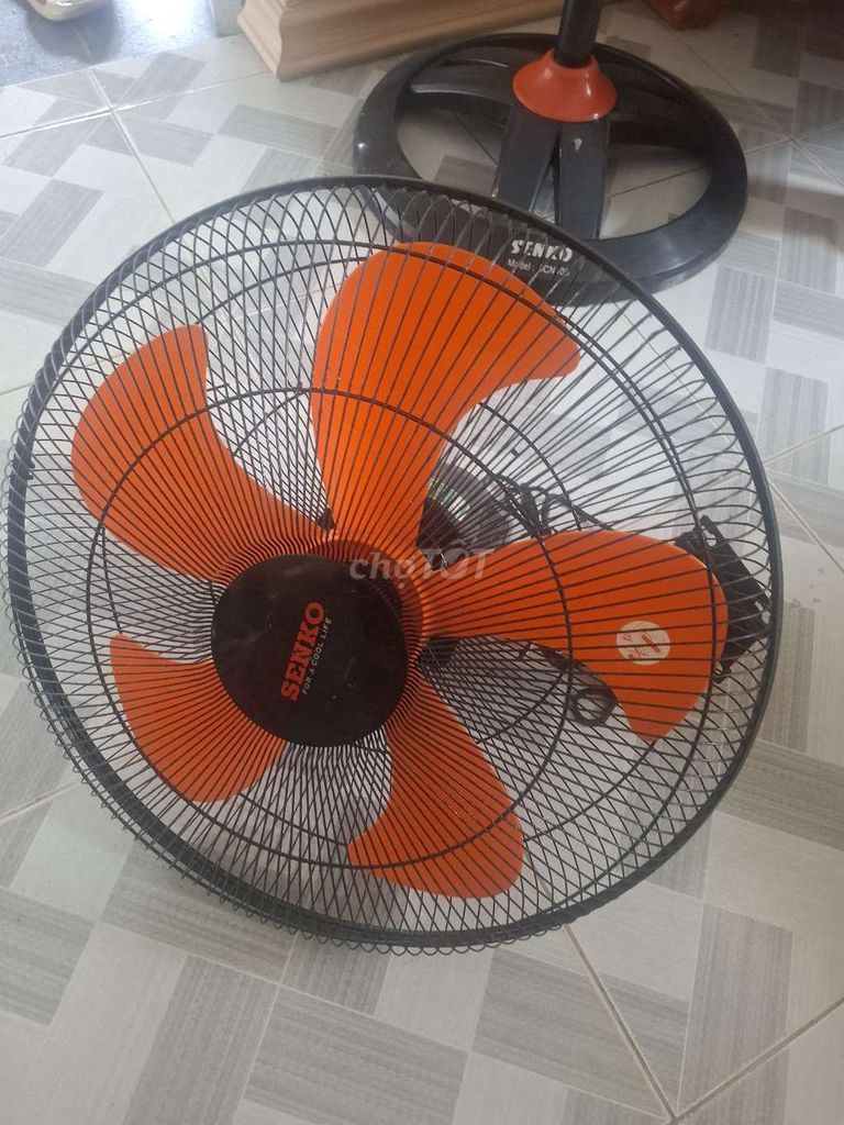 Quạt treo tường Senko Cam, Đen. Mua bán Quạt tại Huyện Hòa Vang Đà Nẵng được đăng bởi Dương hình 1