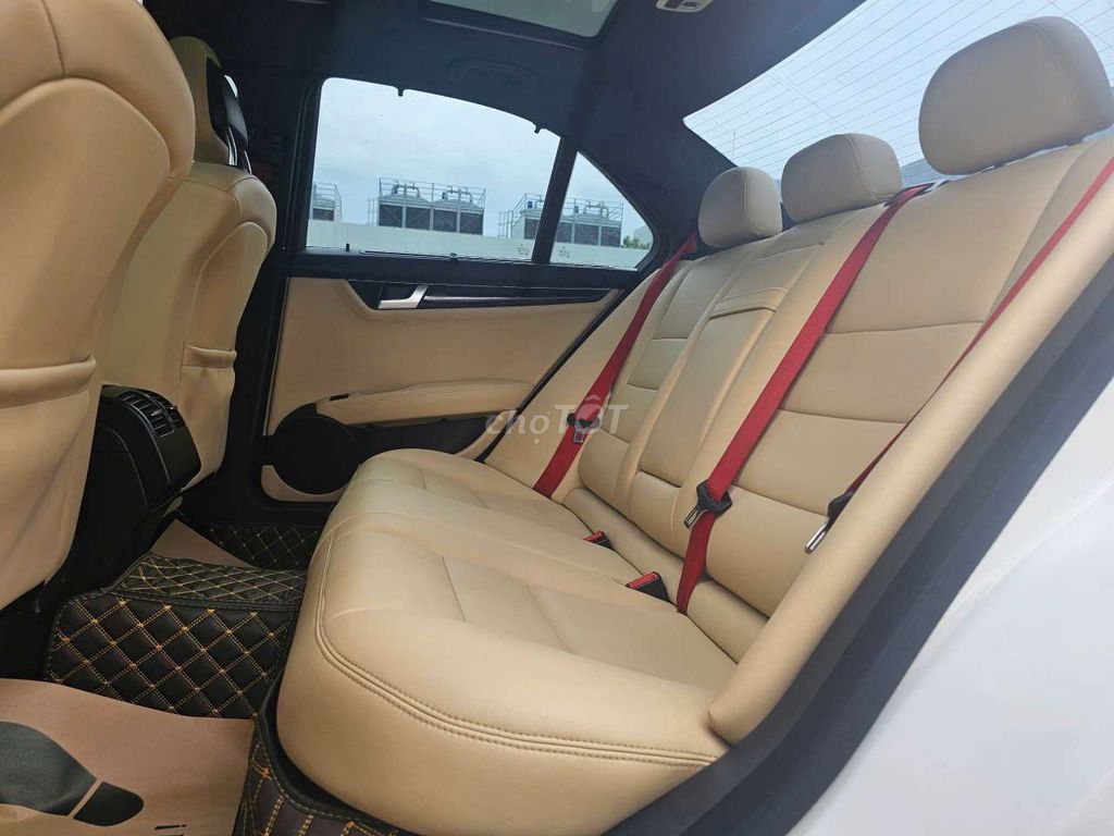 MERCEDES C300 AMG PLUS  SX 2013. Mua bán Ô tô tại Quận Gò Vấp Tp Hồ Chí Minh được đăng bởi THẾ GIỚI Ô TÔ AUTO WORLD  hình 9
