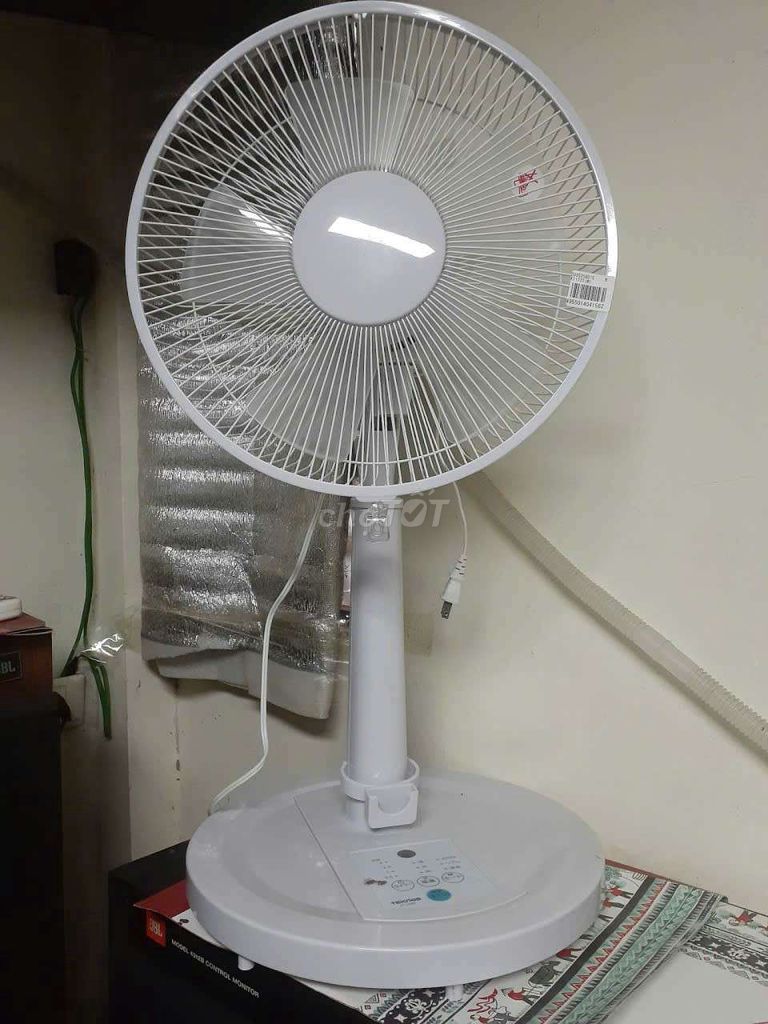 Quạt cây Teknot Trắng Nhật Bản 100V điều khiển. Mua bán Quạt tại Quận Hoàn Kiếm Hà Nội được đăng bởi Nguyễn Trọng Minh hình 1