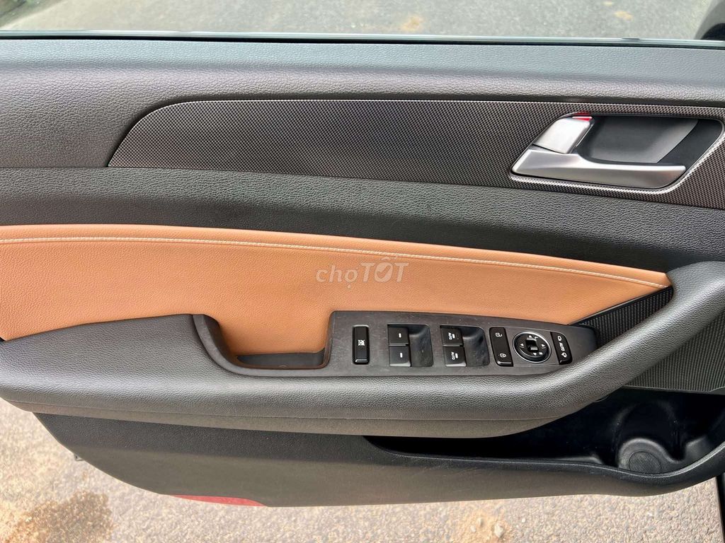 Hyundai SONATA 2.0AT nhập Hàn quốc cần bán. Mua bán Ô tô tại Thành phố Thuận An Bình Dương được đăng bởi Hoang Nguyen hình 10